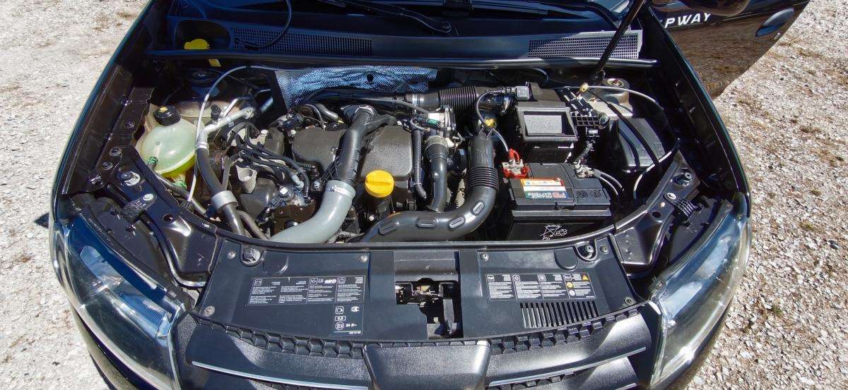 volkswagen-passat-variant-2017-diesel-1598cc