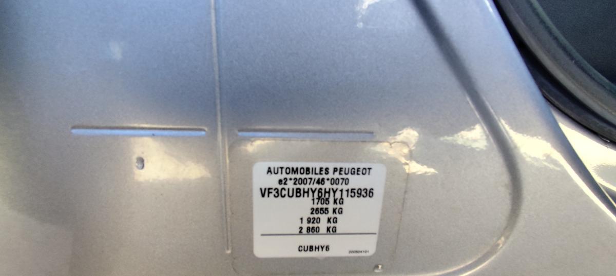 peugeot-2008-2017-diesel-1560cc