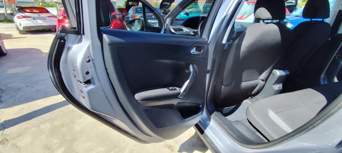 peugeot-2008-2017-diesel-1560cc