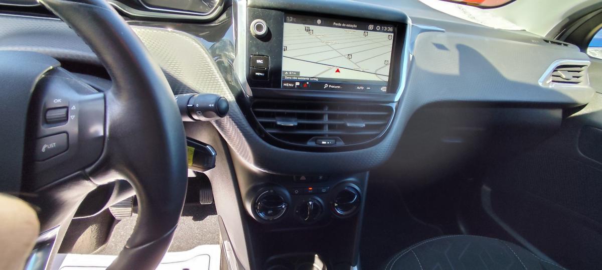 peugeot-2008-2017-diesel-1560cc