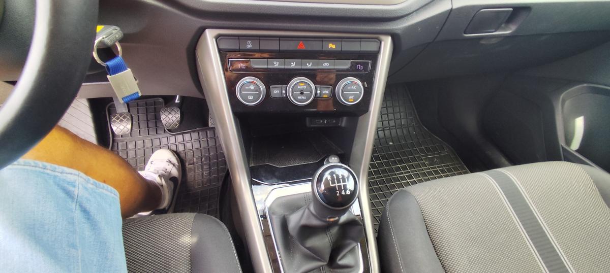 volkswagen-t-roc-2021-gasolina-999cc