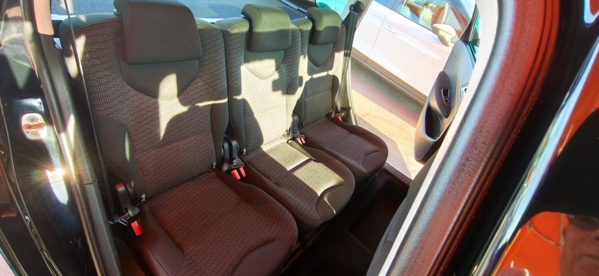 peugeot-308-sw-2011-diesel-1560cc