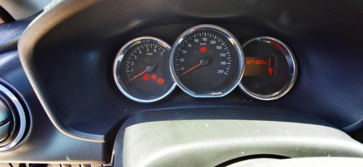 dacia-sandero-2015-diesel-1461cc
