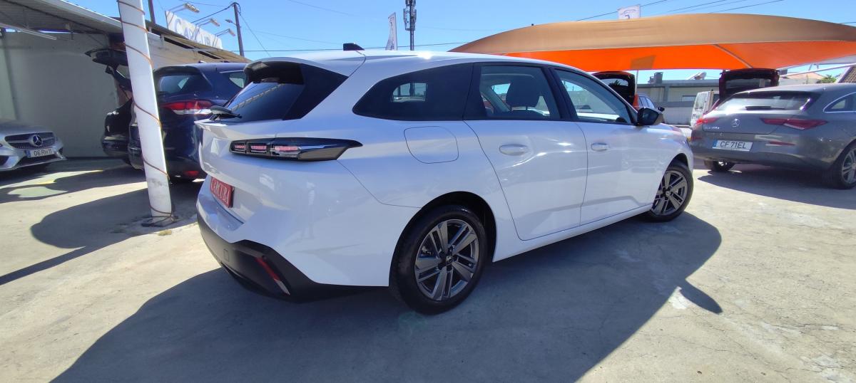 peugeot-308-sw-2022-diesel-1499cc