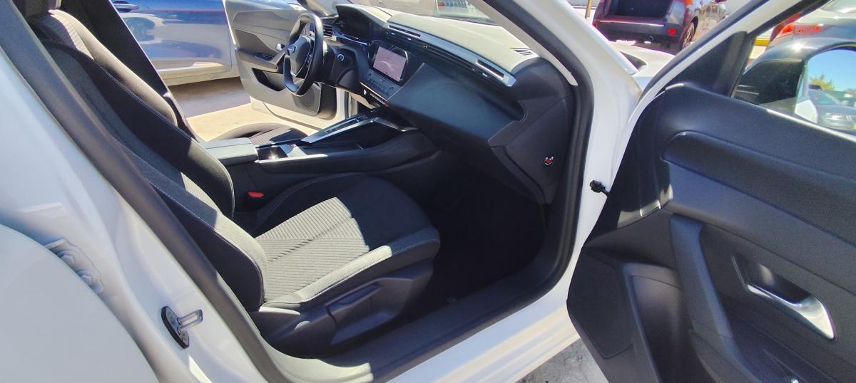 peugeot-308-sw-2022-diesel-1499cc