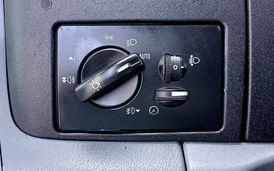 ford-transit-2008-diesel-2198cc