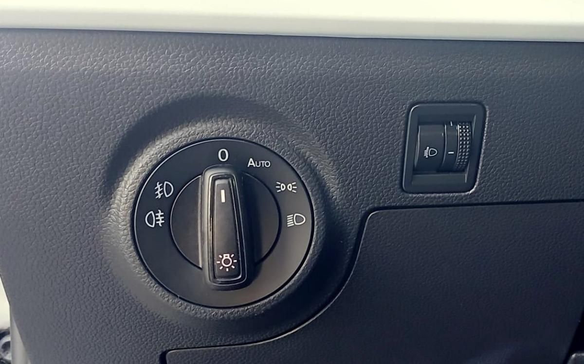 seat-ibiza-2023-gasolina-999cc