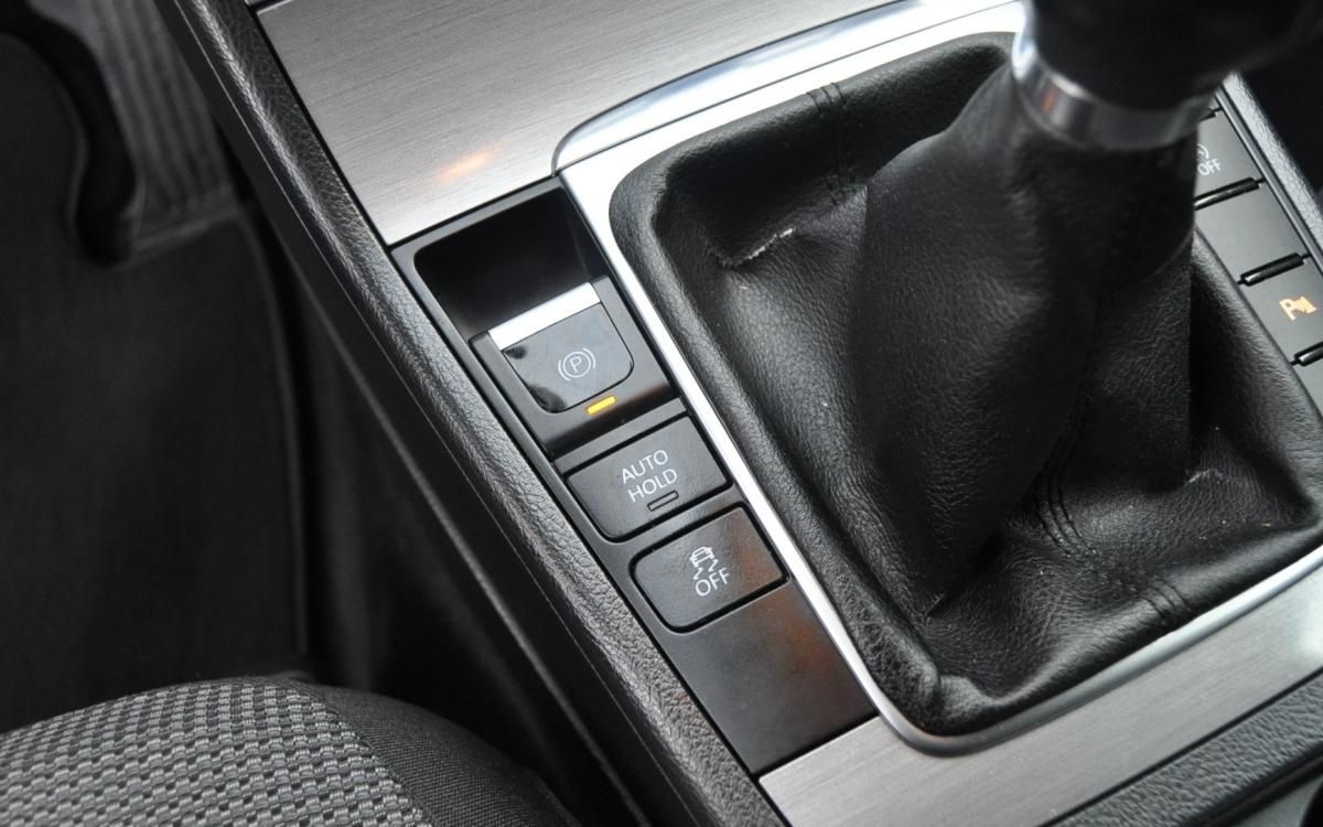 volkswagen-passat-2012-diesel-1598cc