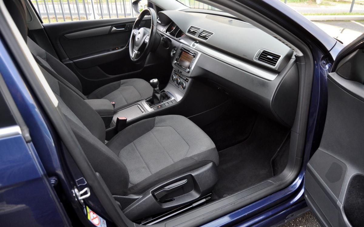 volkswagen-passat-2012-diesel-1598cc
