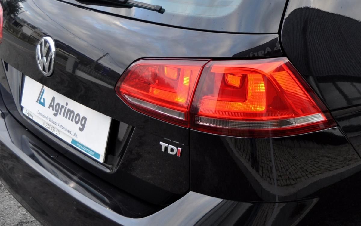 volkswagen-golf-variant-2017-diesel-1598cc