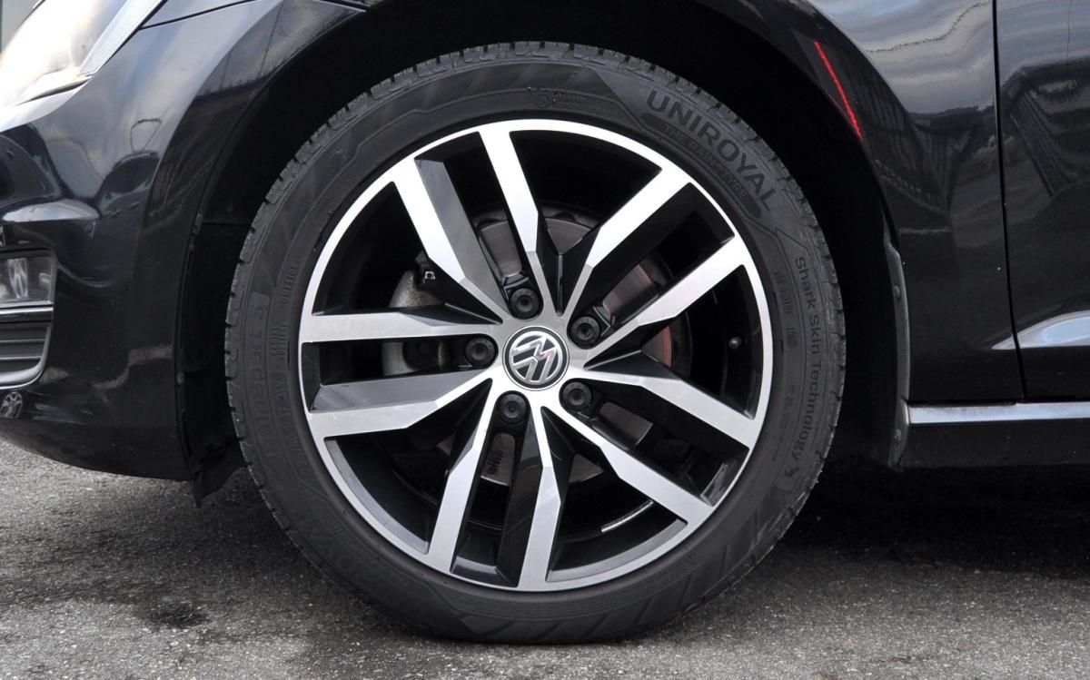 volkswagen-golf-variant-2017-diesel-1598cc