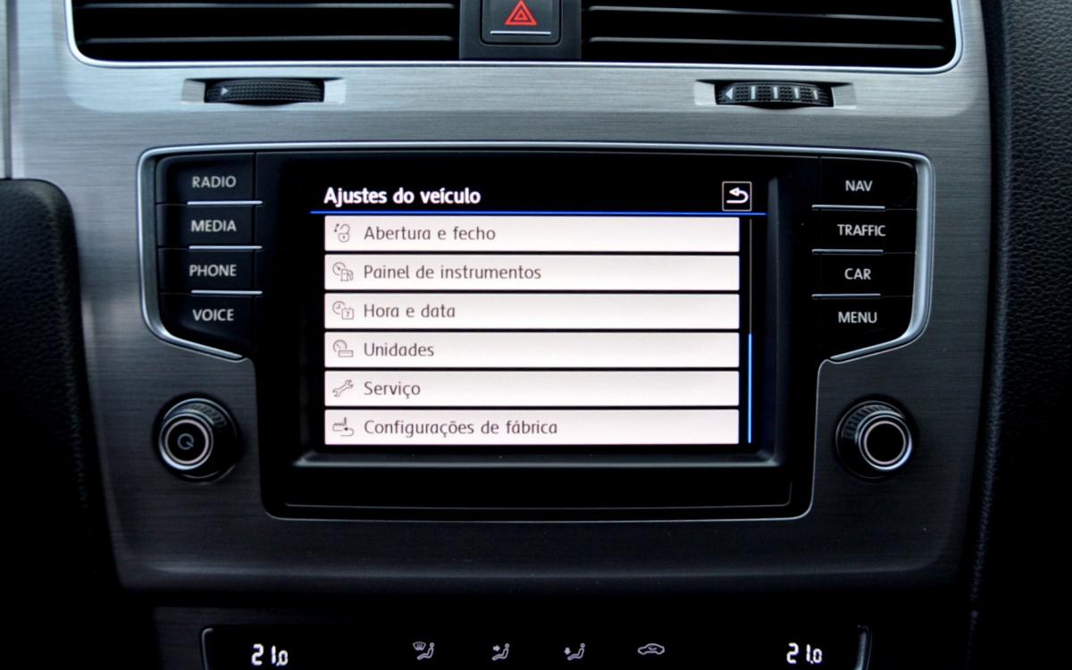 volkswagen-golf-variant-2017-diesel-1598cc