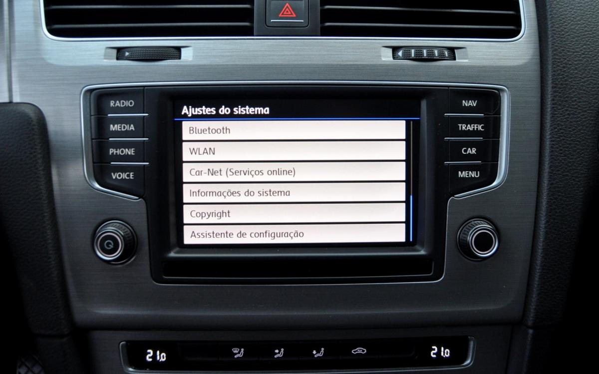 volkswagen-golf-variant-2017-diesel-1598cc