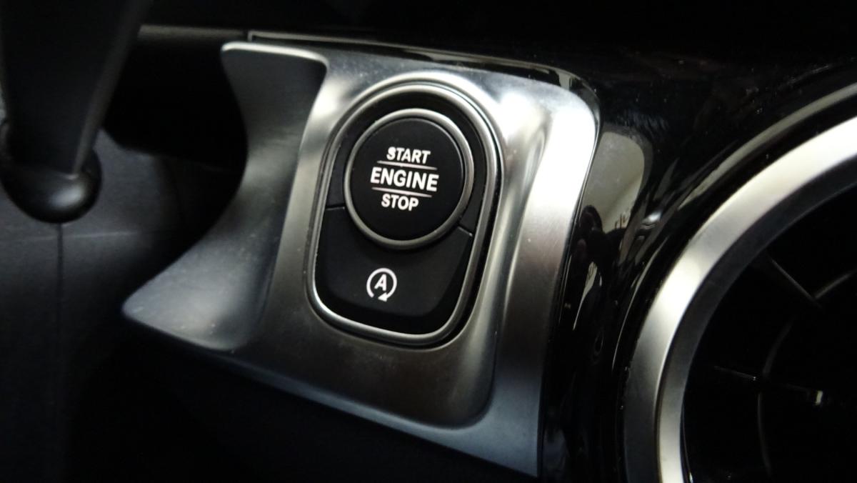 mercedes-benz-glb-2020-diesel-1950cc