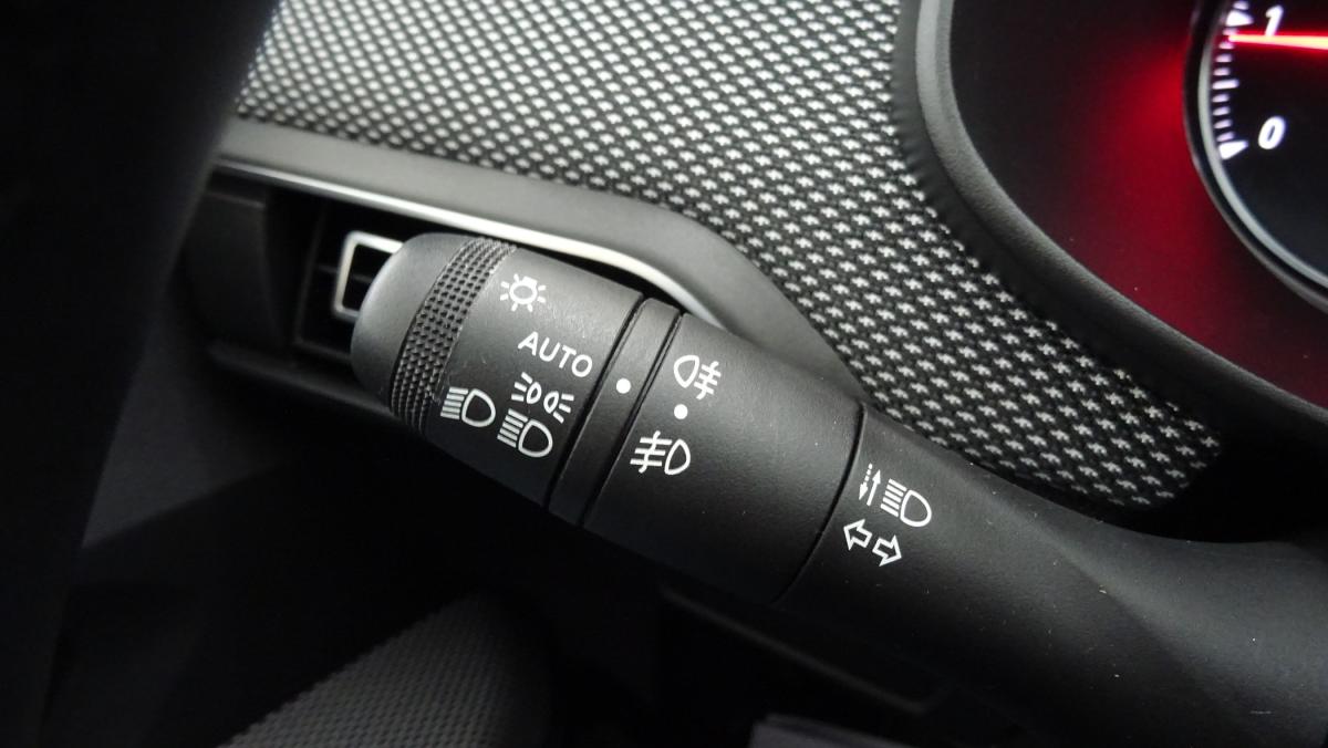 dacia-sandero-2023-gasolina-999cc