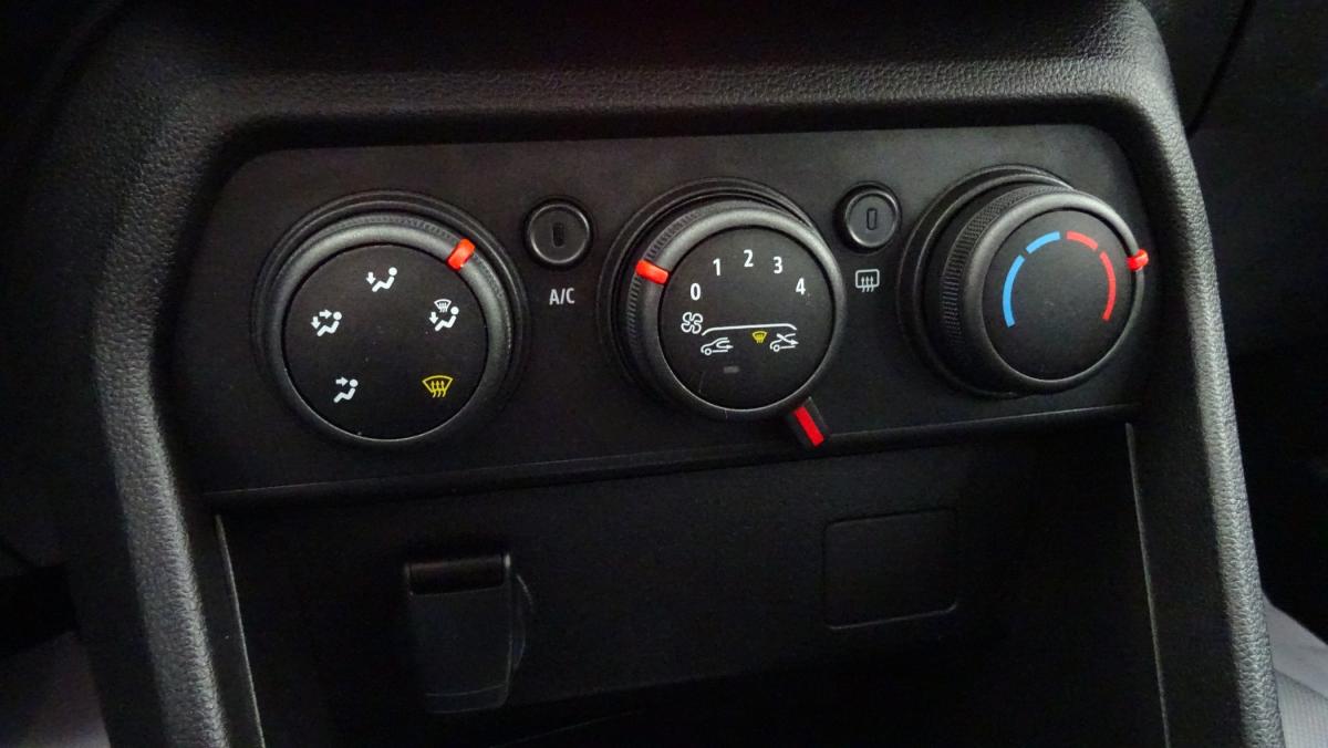 dacia-sandero-2023-gasolina-999cc