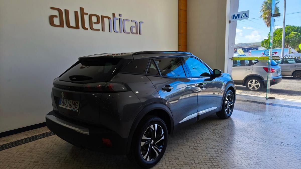 peugeot-2008-2022-gasolina-1199cc