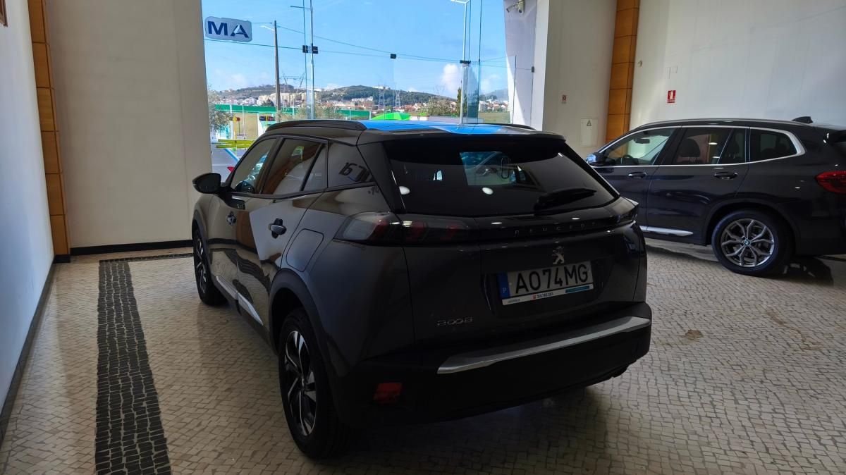 peugeot-2008-2022-gasolina-1199cc