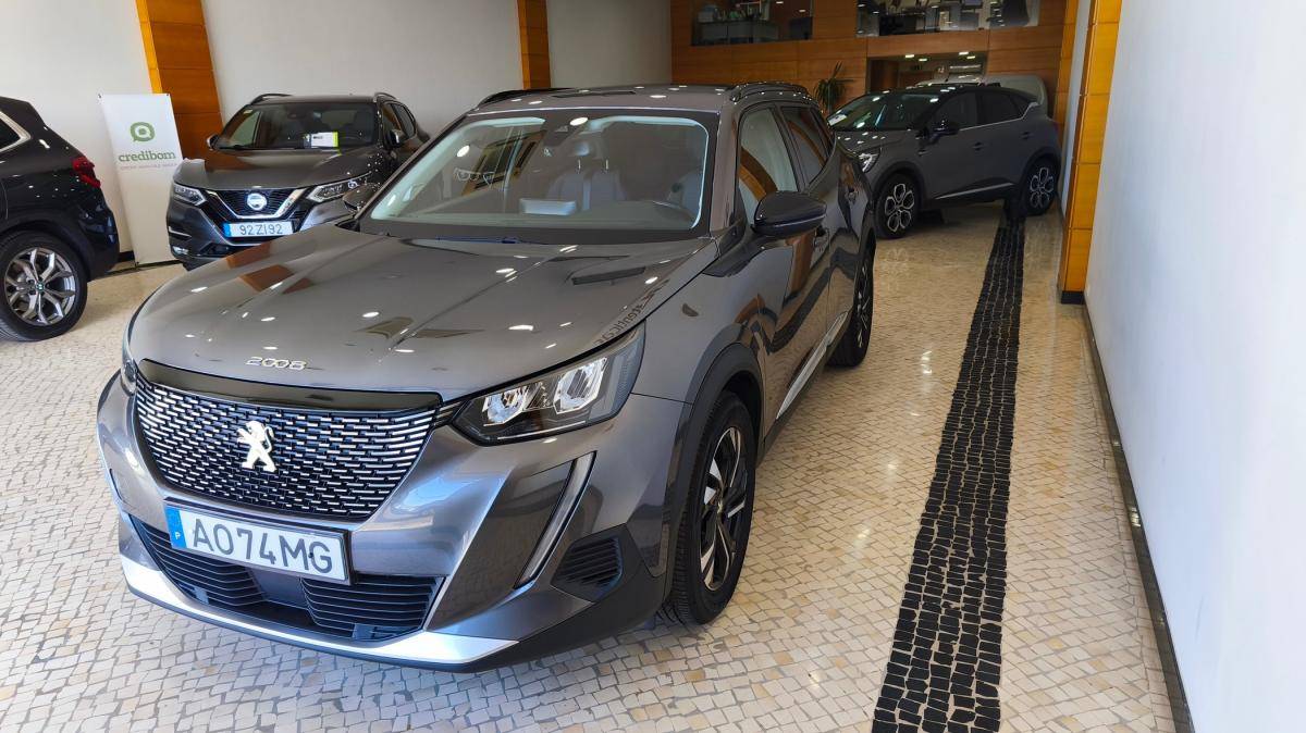 peugeot-2008-2022-gasolina-1199cc