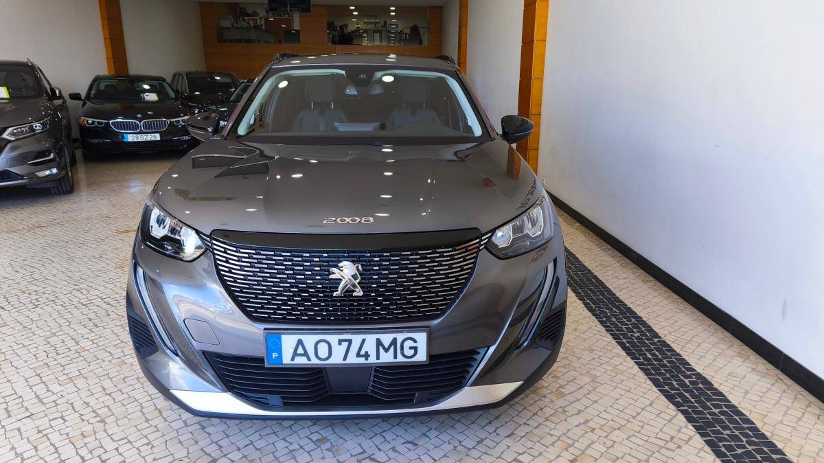 peugeot-2008-2022-gasolina-1199cc