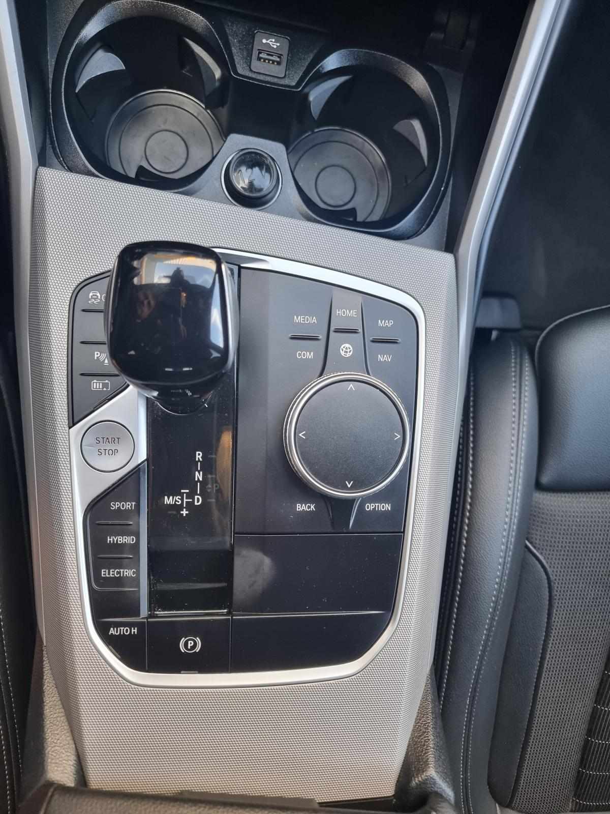 bmw-serie-3-2022-hibrido-a-gasolina-1998cc