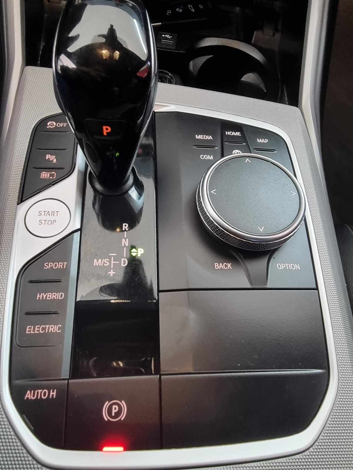 bmw-serie-3-2022-hibrido-a-gasolina-1998cc