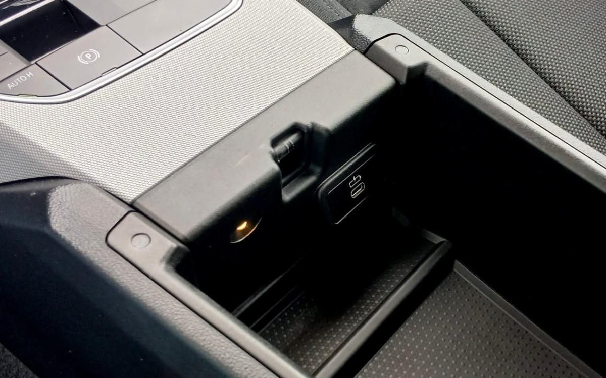 bmw-serie-3-2022-hibrido-a-gasolina-1998cc