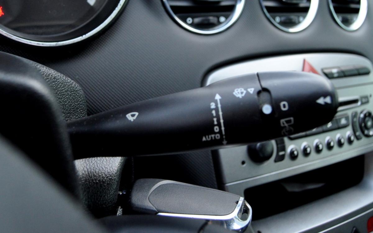 peugeot-308-sw-2009-diesel-1560cc