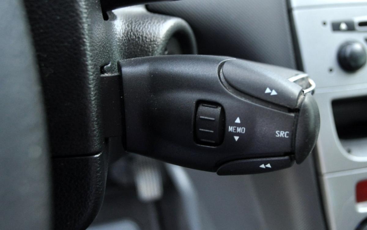 peugeot-308-sw-2009-diesel-1560cc