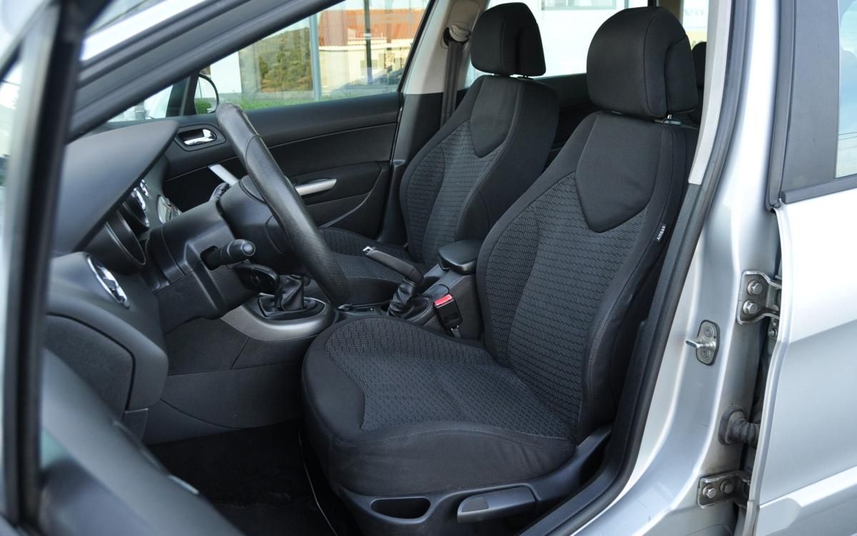 peugeot-308-sw-2009-diesel-1560cc