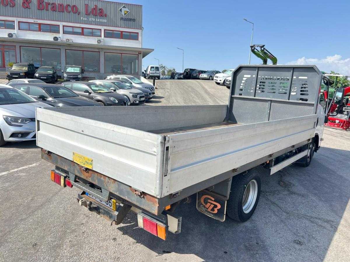 isuzu-nlr-2014-diesel-2999cc