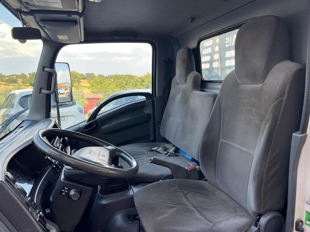 isuzu-nlr-2014-diesel-2999cc