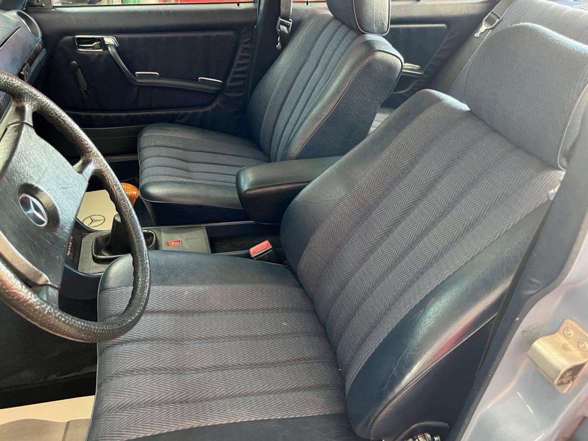 mercedes-benz-200-1982-diesel-1998cc