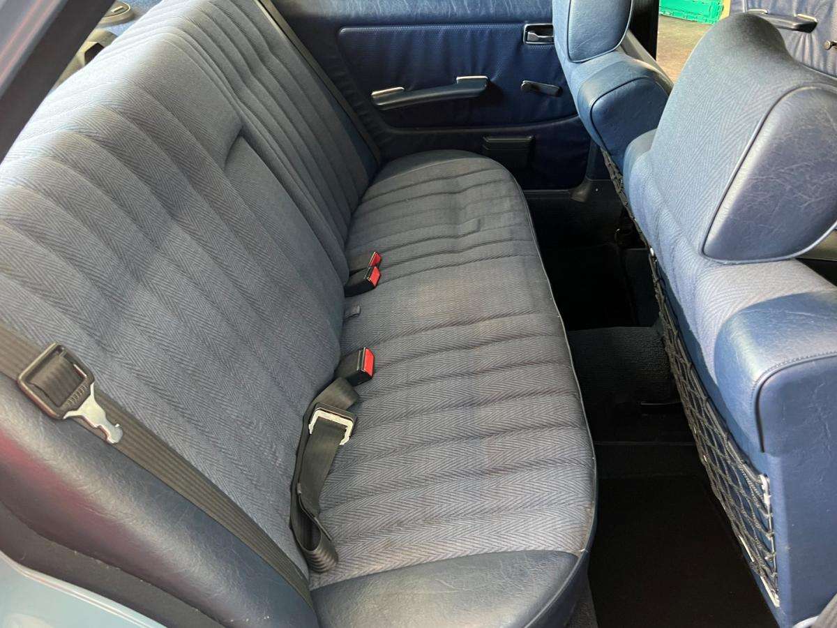 mercedes-benz-200-1982-diesel-1998cc