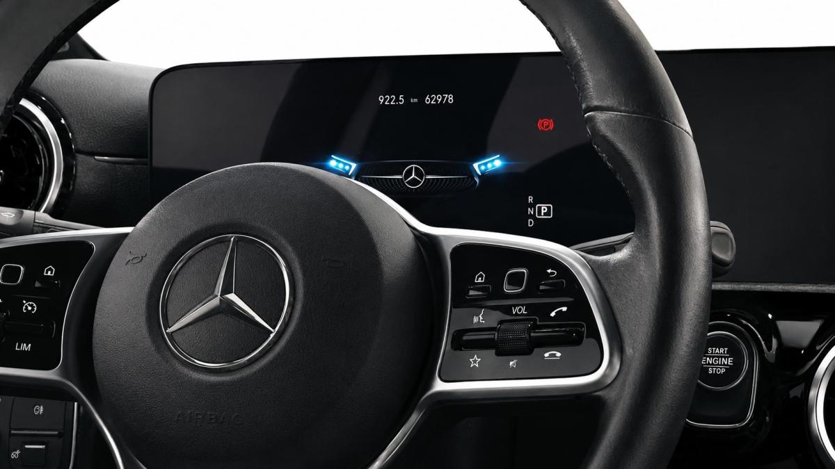 mercedes-benz-classe-a-2021-hibrido-a-gasolina-1332cc