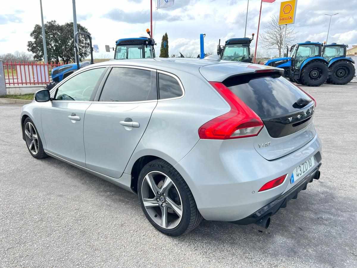 volvo-v40-2013-diesel-1560cc