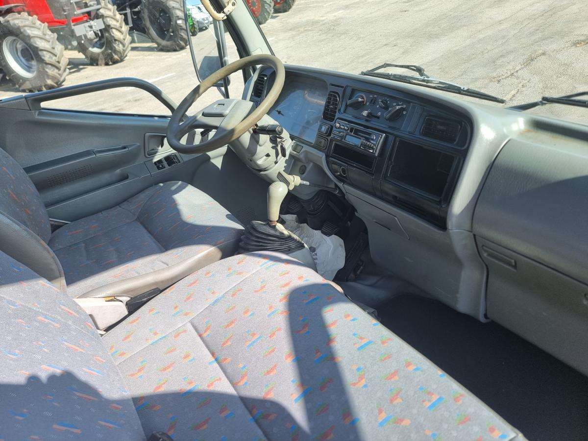mitsubishi-canter-2012-diesel-2977cc