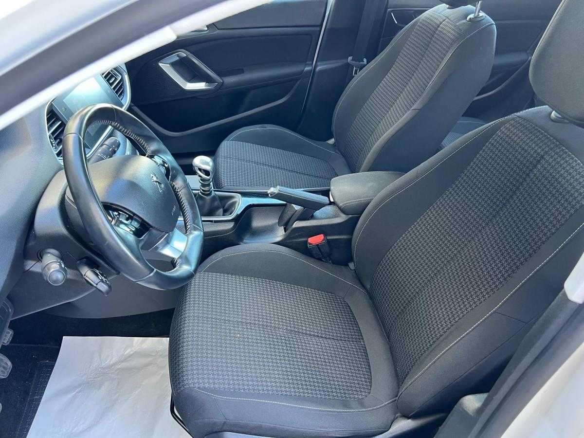 peugeot-308-2019-diesel-1499cc