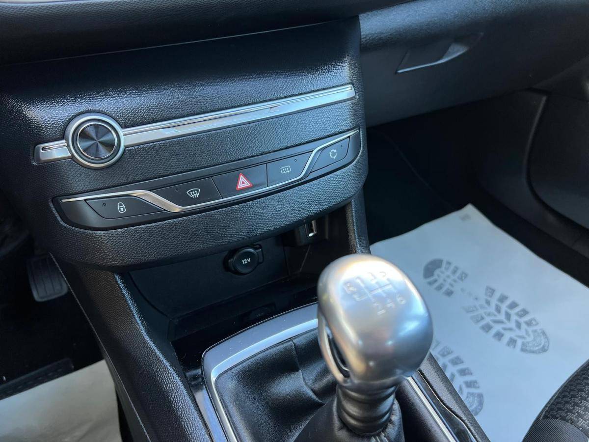 peugeot-308-2019-diesel-1499cc