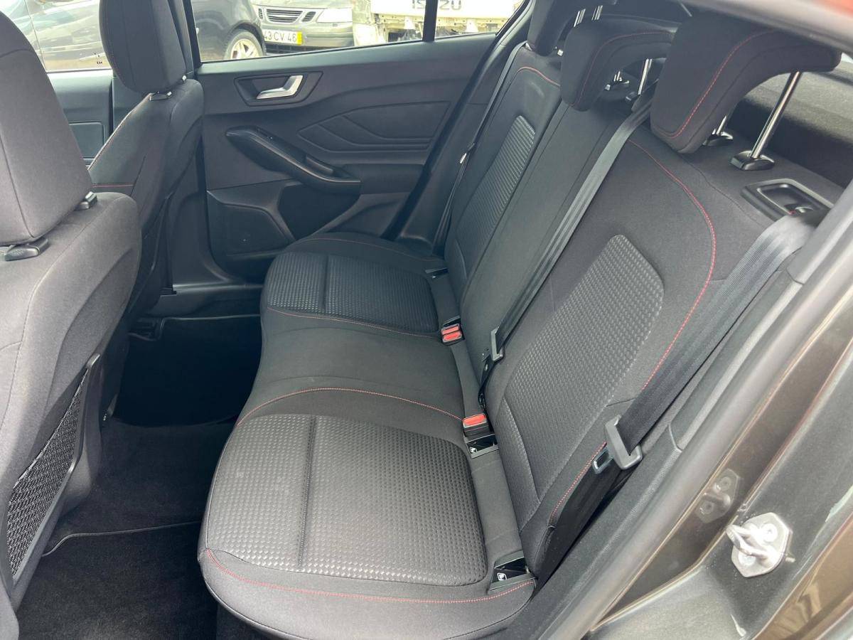 ford-focus-2021-diesel-1499cc