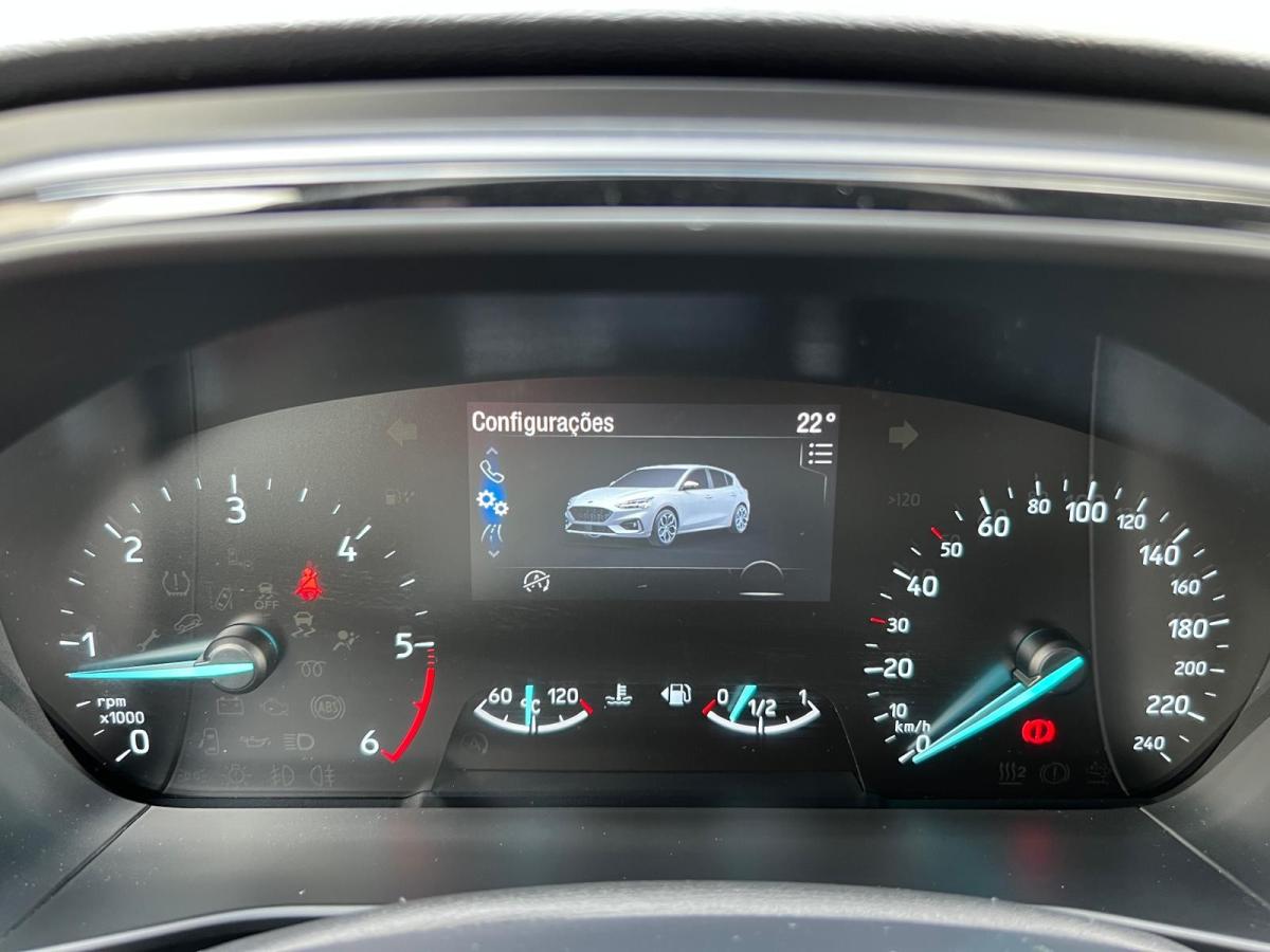 ford-focus-2021-diesel-1499cc