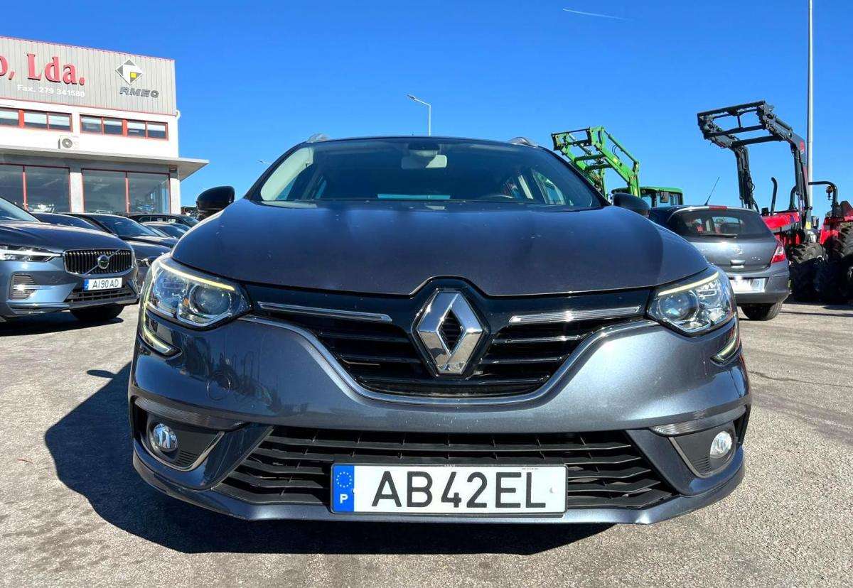 renault-megane-sport-tourer-2020-diesel-1461cc