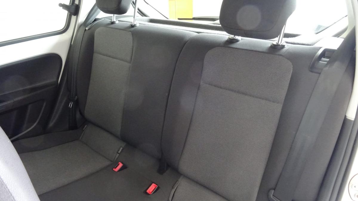 volkswagen-up-2014-gasolina-999cc