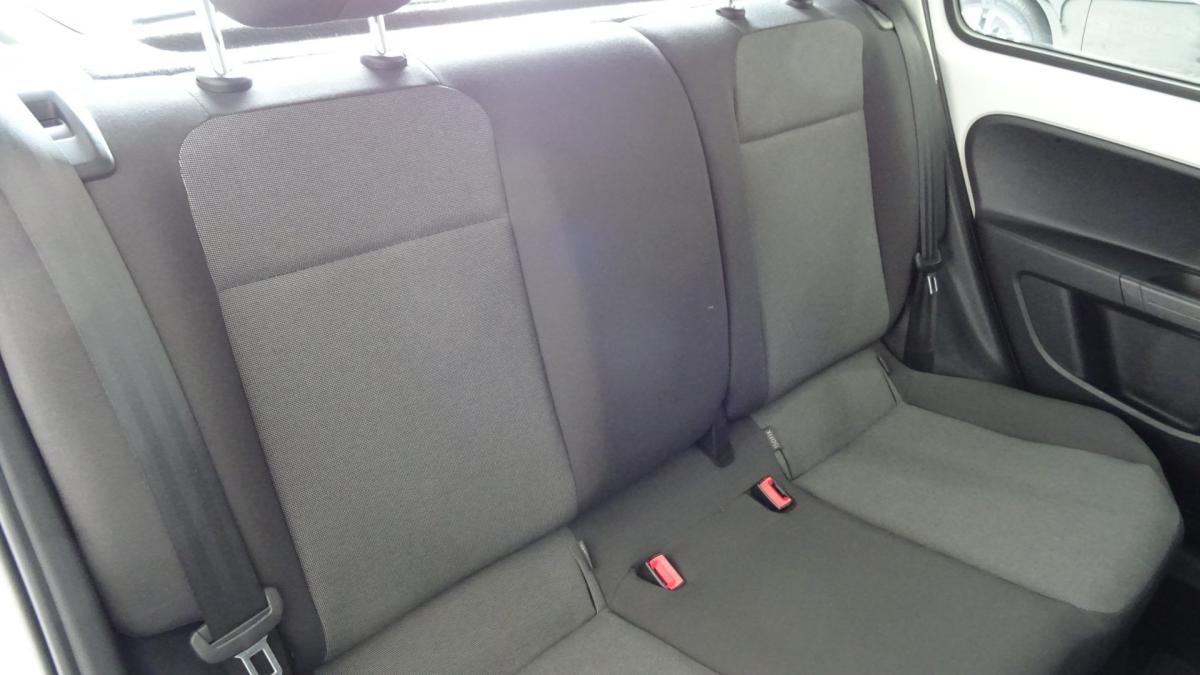 volkswagen-up-2014-gasolina-999cc