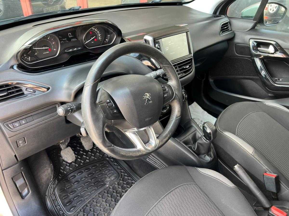 peugeot-208-2016-diesel-1560cc