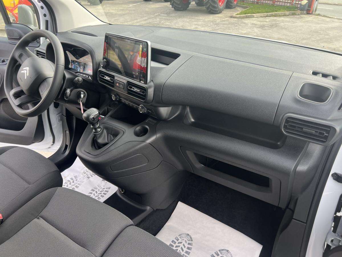 citroen-berlingo-2023-diesel-1499cc