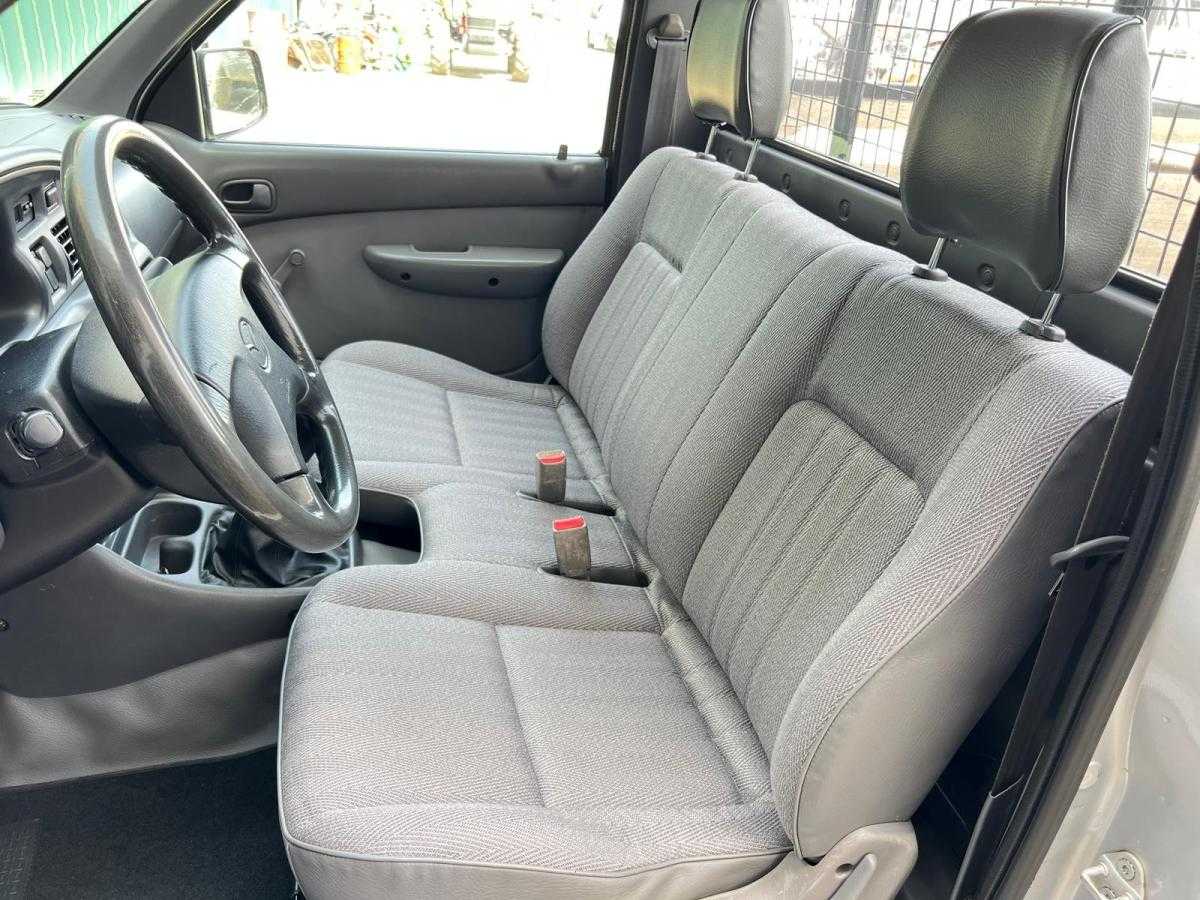 mazda-b2500-2000-diesel-2500cc