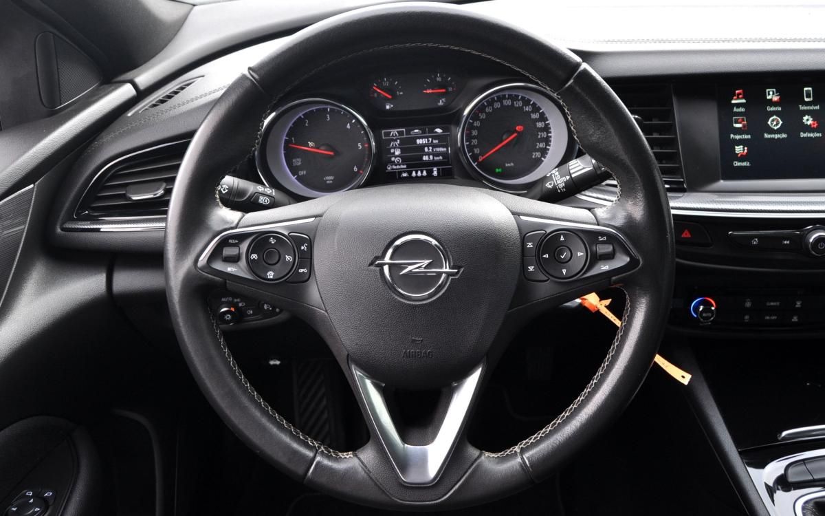 opel-insignia-sports-tourer-2021-diesel-1496cc