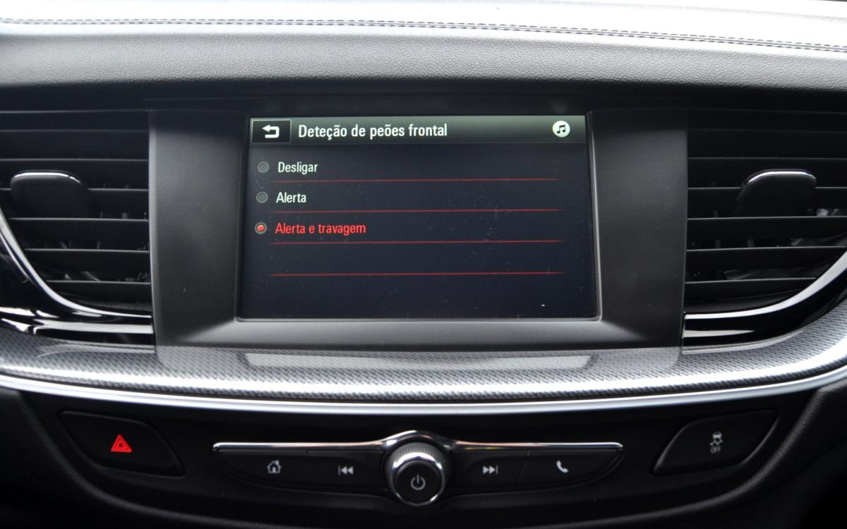 opel-insignia-sports-tourer-2021-diesel-1496cc