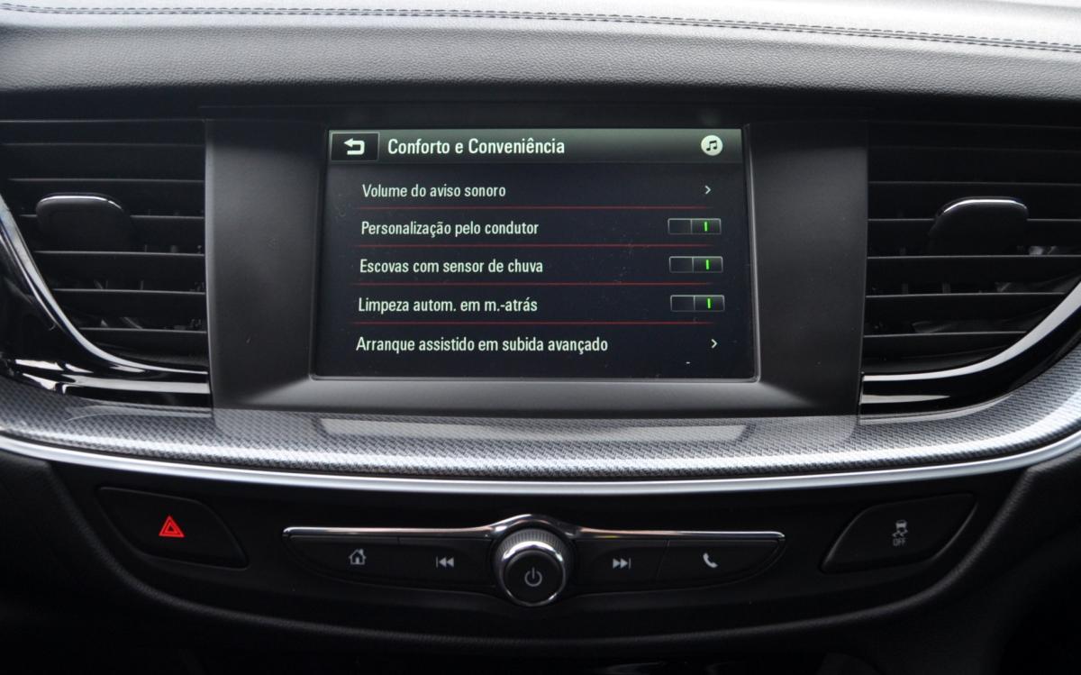 opel-insignia-sports-tourer-2021-diesel-1496cc